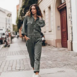 The Green Jumpsuit -Mikuta Store IMG 0389 scaled