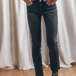 The Grey Skinny Jeans -Mikuta Store IMG 5648 scaled