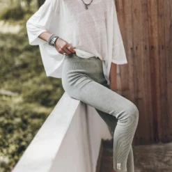 The White Loose Linen T-Shirt -Mikuta Store IMG 6010 6e3fd27f 1fa7 4d69 ab3e afb11eedcdeb scaled