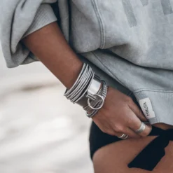 The Cuff -Mikuta Store light sweater 4 9f36fa5a 965f 4e50 b492 866aff12f416 scaled