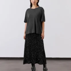 The Black Long Sequin Skirt 9 The Black Long Sequin Skirt -Mikuta Store mikuta black long sequin skirt dark self love vintage t shirt black biker boots model lisa 2 scaled