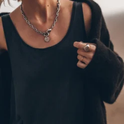 The Black Oversized Knitted Cardigan -Mikuta Store mikuta black oversized knitted cardigan dark base tank top black cropped straight jeans 4731 1aea5f79 e8c0 4640 bef9 5082e064621a scaled