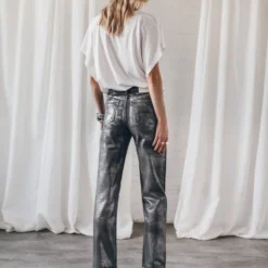 The Black Shimmer Straight Jeans -Mikuta Store mikuta black shimmer straight jeans model lara 0679 8c94e118 d9b6 4829 8ace f0d44fbcd4d7 scaled