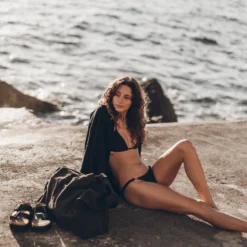 The Black Triangle Bikini Top 15 The Black Triangle Bikini Top -Mikuta Store mikuta black triangle bikini model aina 7659 scaled