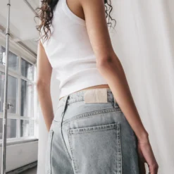 The White Standard Tank Top -Mikuta Store mikuta blue baggy jeans white standard tank top aya f SS25 2932 scaled