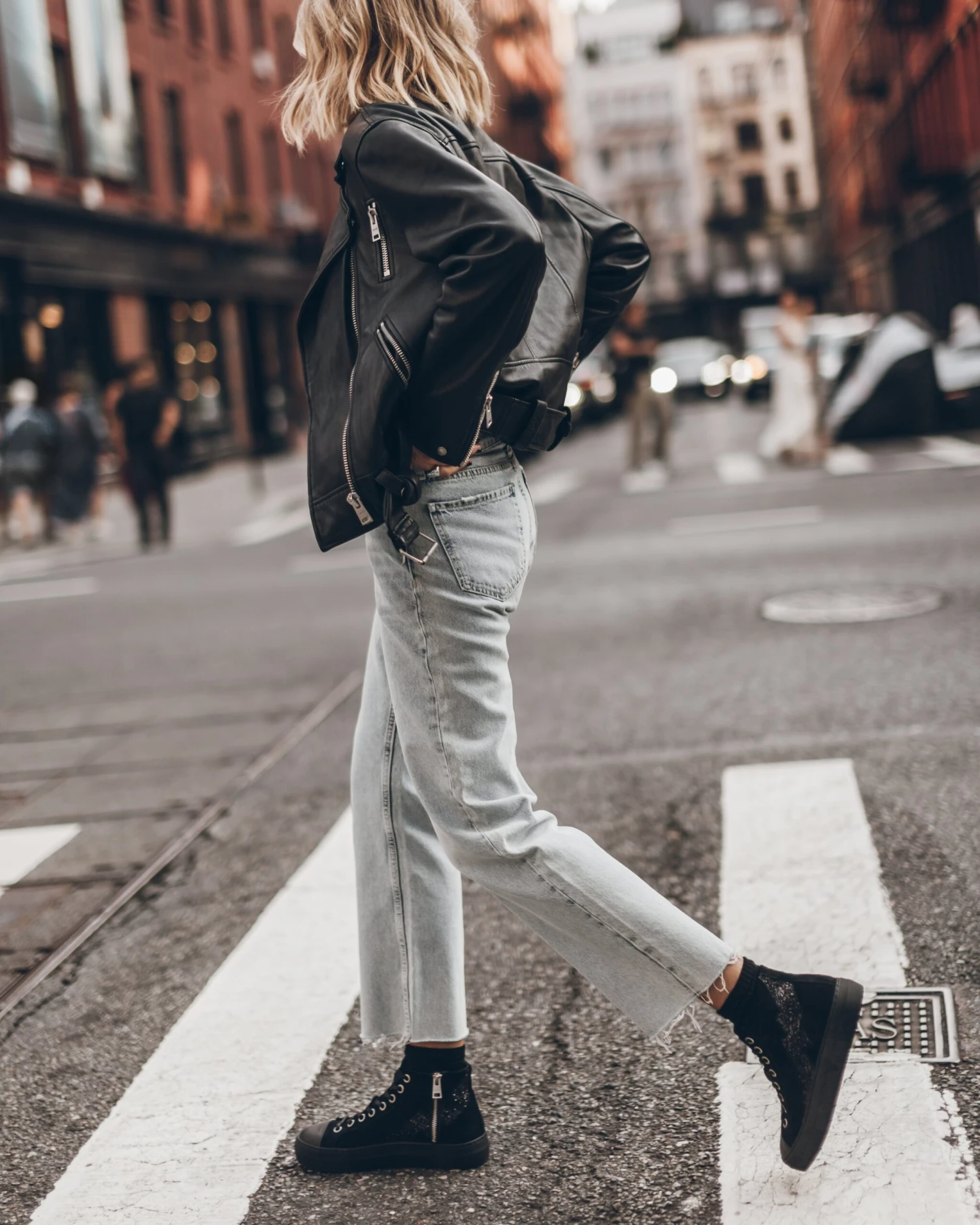 The Blue Cropped Straight Jeans 9 The Blue Cropped Straight Jeans - Image 7