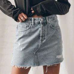 The Blue Slit Denim Skirt -Mikuta Store mikuta blue denim skirt alisa model 3 scaled