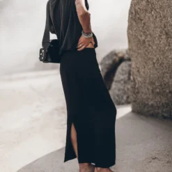 The Black Long Lyocell Skirt 9 The Black Long Lyocell Skirt -Mikuta Store mikuta dark dry cotton vintage t shirt black long lyocell skirt black studded leather sandals the minou bag 8886 scaled