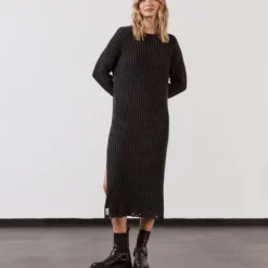 The Dark Faded Knit Longsleeve Dress 11 The Dark Faded Knit Longsleeve Dress -Mikuta Store mikuta dark faded knit longsleeve dress black biker boots model lara 2 scaled
