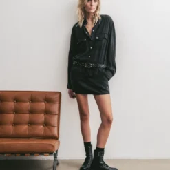 The Dark Pocket Shirt Dress 15 The Dark Pocket Shirt Dress -Mikuta Store mikuta dark pocket shirt dress studded belt black biker boots marie c SS25 1713 scaled