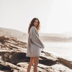 The Grey Oversized Knitted Cardigan 11 The Grey Oversized Knitted Cardigan -Mikuta Store mikuta grey oversized knitted cardigan model aina 7526 scaled