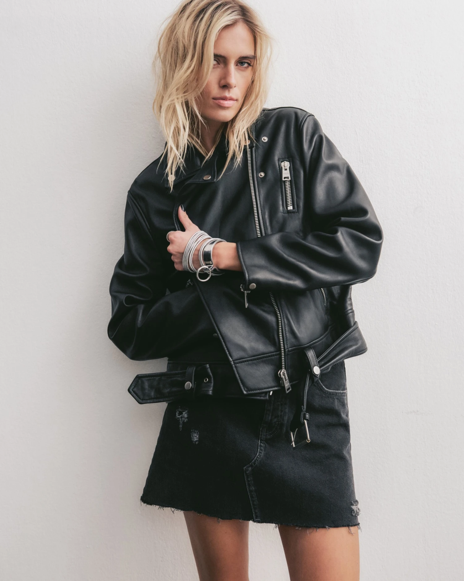 The Black Denim Skirt 8 The Black Denim Skirt - Image 6