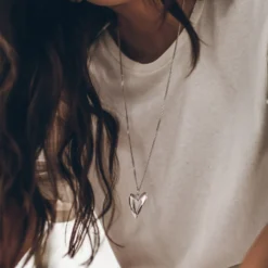 The Silver Long Heart Necklace 12 The Silver Long Heart Necklace -Mikuta Store mikuta silver long heart necklace off white dry cotton vintage t shirt leonie s ss25 7347 scaled
