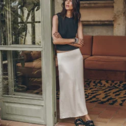 The Dark Draped Tank Top 11 The Dark Draped Tank Top -Mikuta Store mikuta the dark draped tank top the light long slip skirt the black leather buckle sandals myriam t SS25 04 3 scaled