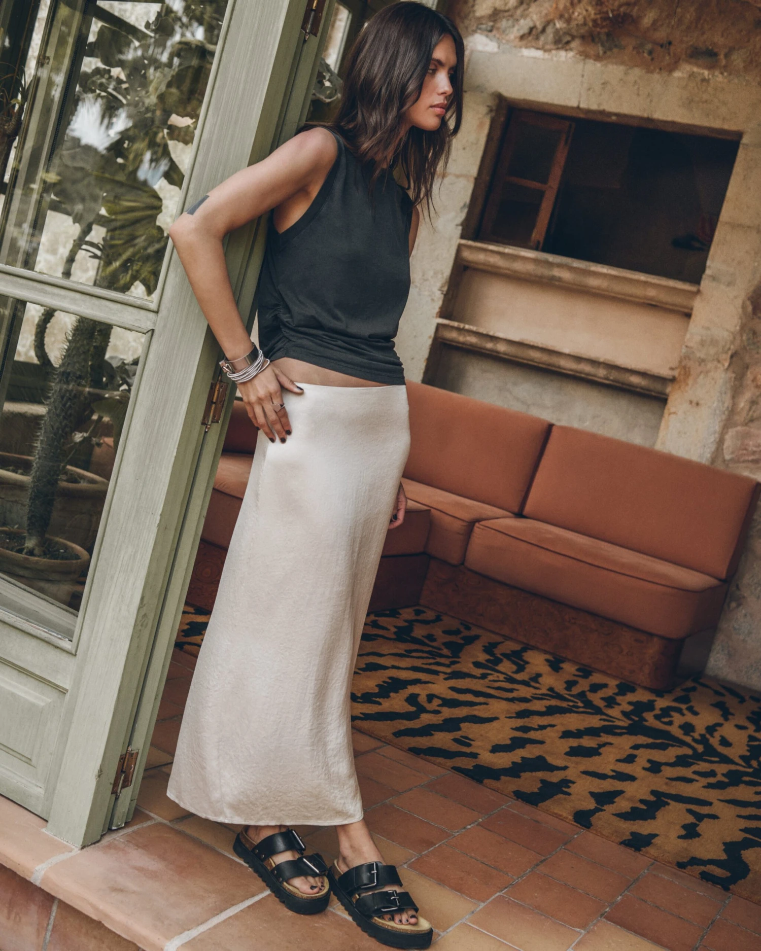 The Light Long Slip Skirt 5 The Light Long Slip Skirt - Image 3