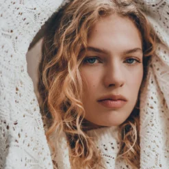 The Ecru Crochet Sweater 20 The Ecru Crochet Sweater -Mikuta Store mikuta the ecru crochet sweater liva b SS25 05 1363 scaled