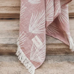 The Pink Beach Towel 9 The Pink Beach Towel -Mikuta Store mikuta the pink beach towel 7947 scaled