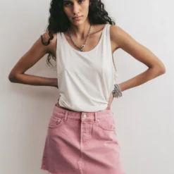The Pink Denim Skirt 10 The Pink Denim Skirt -Mikuta Store mikuta white base tank top pink denim skirt aya f SS25 4523 scaled