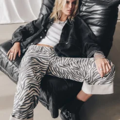 The Zebra Baggy Jeans -Mikuta Store mikuta white standard tank top zebra baggy jeans black buckle boots black denim jacket marie c SS25 1280 scaled